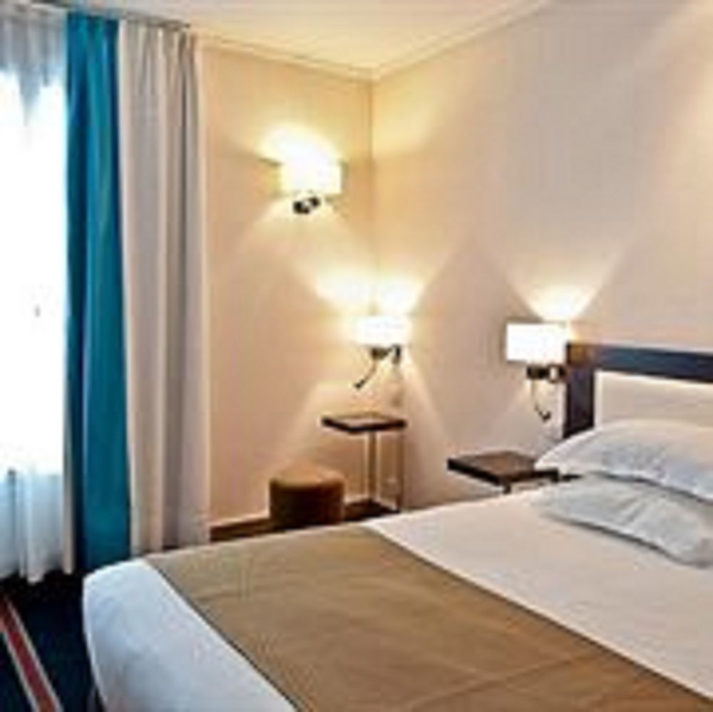 Doisy - Orso - Hotel Parigi